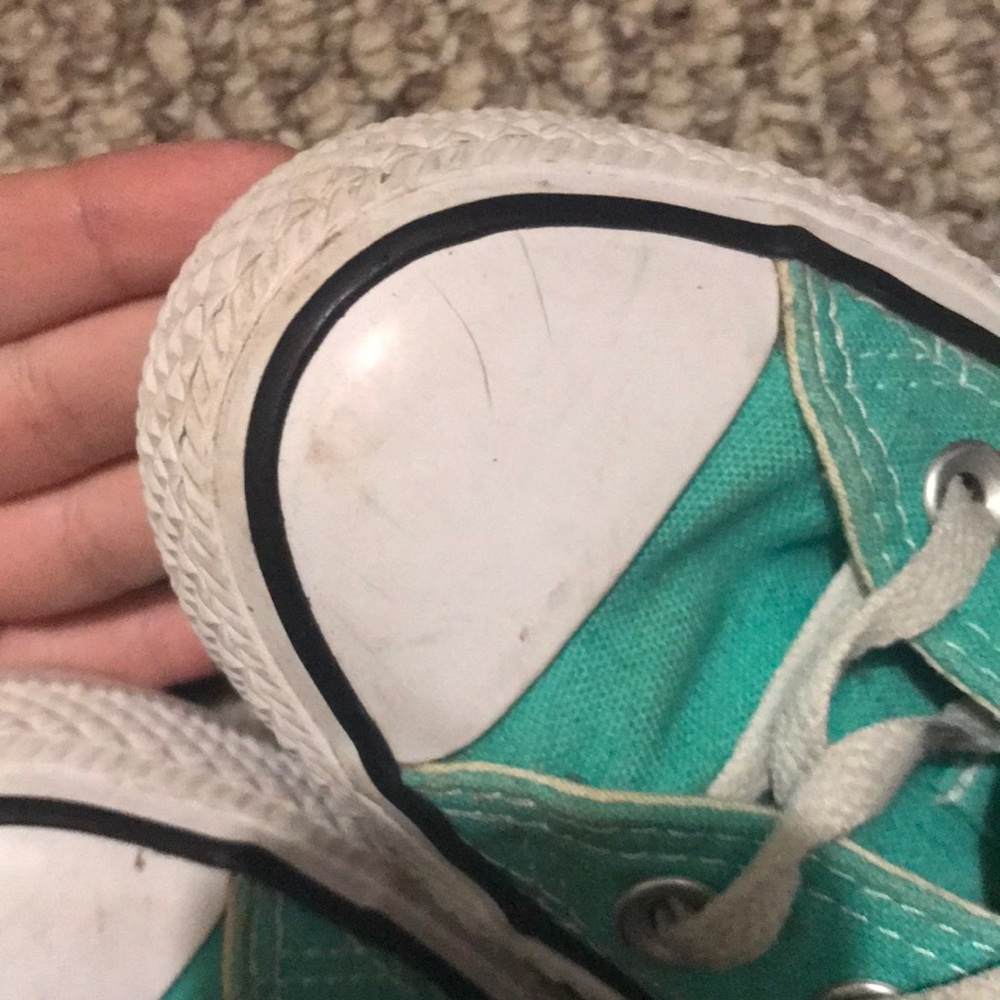 Converse - Picture 3 of 4